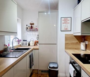 1 bedroom terraced house to rent - Photo 4