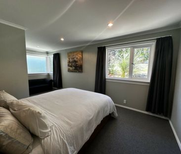 Immaculate inside and out! - Photo 1