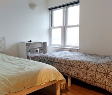 2 Bed Flat, Farman Street, BN3 - Photo 6