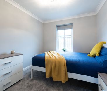 Double Room-Horfield- Just off Gloucester Road - Photo 2