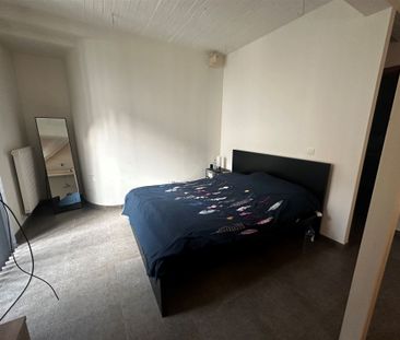 ZEER KNAP GERENOVEERD GELIJKVLOERS APPARTEMENT IN CENTRUM BERINGEN - Foto 5