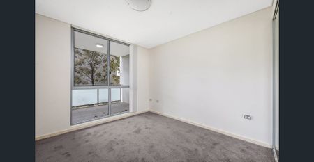 1 Bedroom Apartment - 25% below market rent - Photo 2