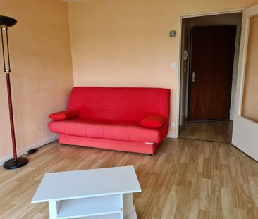 Location Appartement 1 pièce 31m² LE CREUSOT 71200 - Photo 1