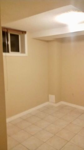 For Lease - 8 Goldene Way Unit# Bsmt, Toronto, Ontario - Photo 3