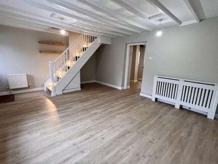 2 bedroom terraced house to rent - Photo 3