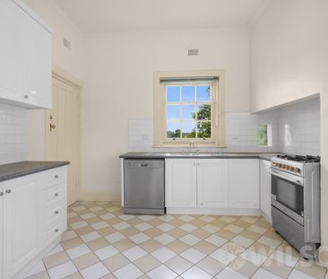 11/273 Orrong Road, St Kilda East VIC 3183 - Apartment For Rent | D... - Photo 3