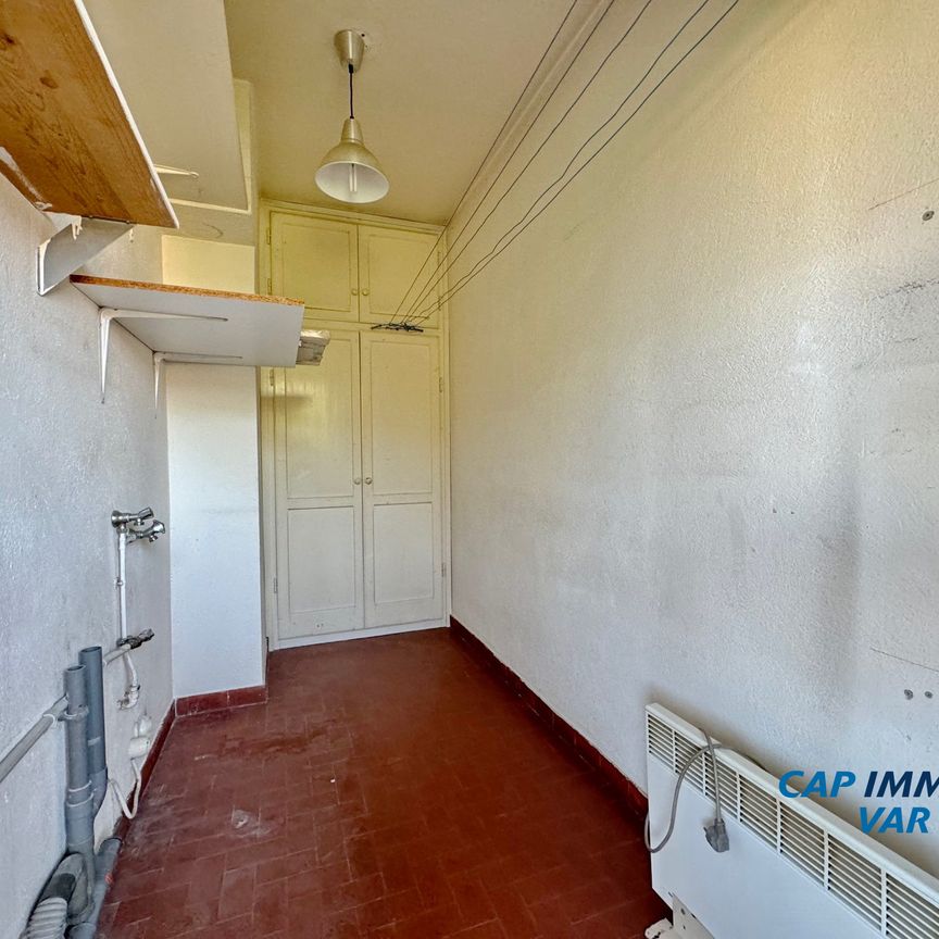 Location Appartement 4 pièces 84m² LE BEAUSSET 83330 - Photo 1