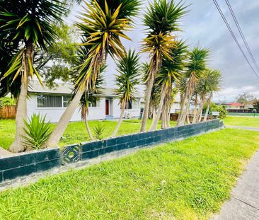 PAPAKURA, 4 BEDROOMS - Photo 4
