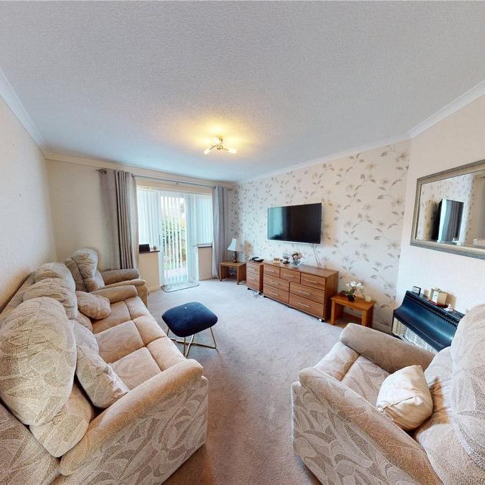 2 bedroom bungalow to rent - Photo 1