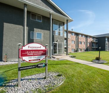 Fernwood Apartments - Photo 2