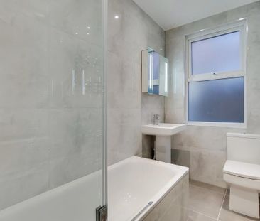 2 bedroom ground floor flat to rent - Photo 6