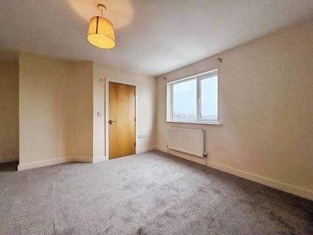 3 bedroom apartment to rent - Photo 4