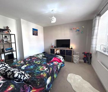 4 bedroom detached house to rent - Photo 5