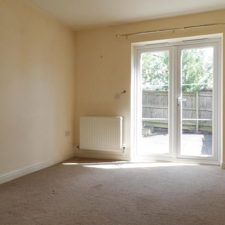 2 bedroom semi-detached house to rent - Photo 1