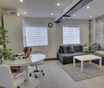 The Roof Gardens - Photo 4