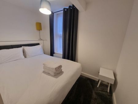 2 bedroom ground floor flat to rent - Photo 4