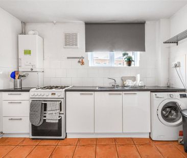 3 bedroom maisonette to rent - Photo 1