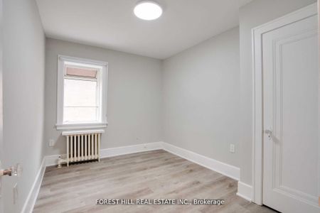 For Lease - 8 Poplar Plains Crescent Unit# Upper, Toronto, Ontario - Photo 4