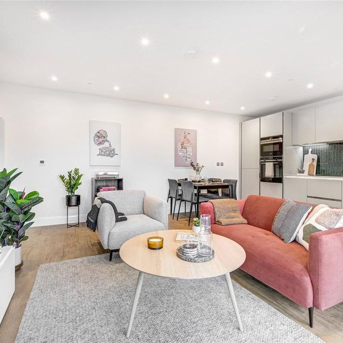 3 bedroom apartment to rent - Photo 1