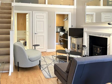 studio property to let - Photo 3