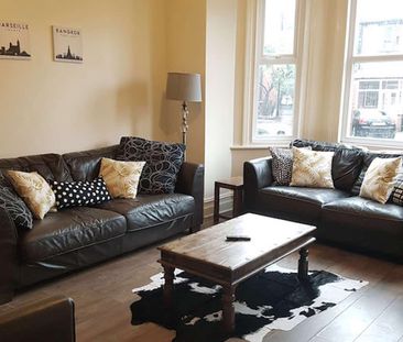 Large and bright spacious house share Room 2 - Photo 1