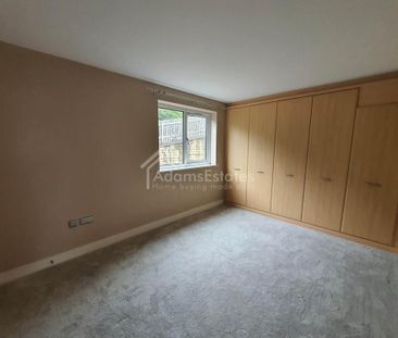 3 bedroom flat to rent - Photo 5