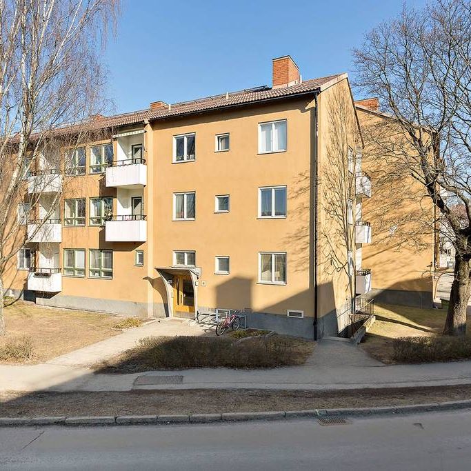 Svärdlångsvägen, Årsta - Photo 1