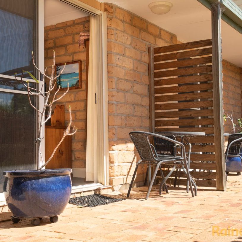 2/38 Rocklea Road, Invergowrie, NSW 2350 - Photo 1