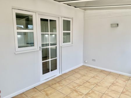 Swanton Close, March - Photo 4