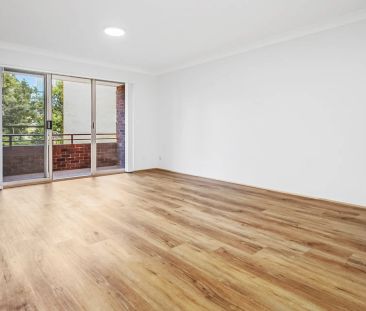 Brilliant Location Near River – Renovated - Photo 3