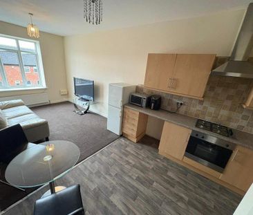 2 bedroom apartment to rent - Photo 2