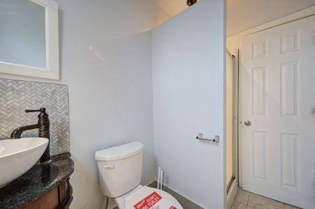 For Lease - 77 Newmarket Avenue Unit# Upper, Toronto, Ontario - Photo 3