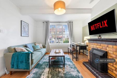 3 bedroom terraced house to rent - Photo 3