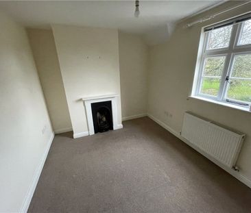 An attractive two bedroom period cottage with off street parking, s... - Photo 2