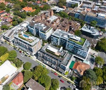Refined Living at "Chatswood Place" – Where Tranquillity Meets Urba... - Photo 3