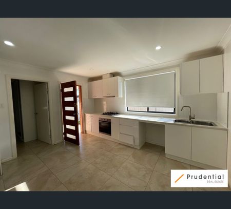 34A Lorenzo Cre, Rosemeadow, NSW 2560 - Photo 2