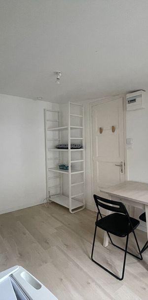 Location d'un appartement T1 à CAEN - Photo 1