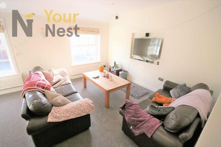 4 bedroom terraced house to rent - Photo 3