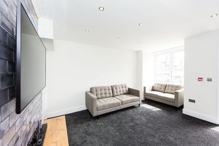 Burchett Terrace, Woodhouse, Leeds - Photo 3