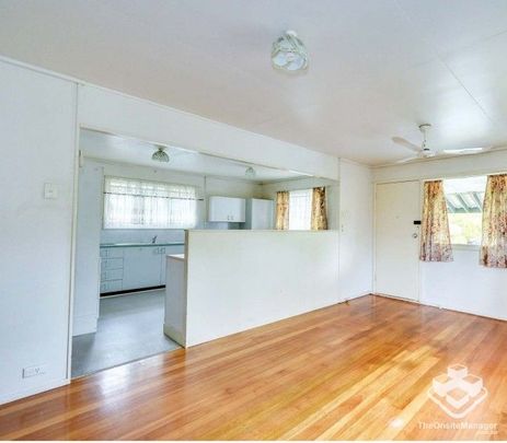 A great 3 bedroom home with large yard for a young family - Photo 1