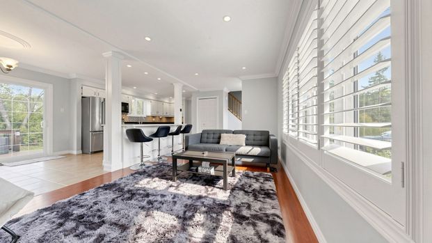 For Lease - 592 Canewood Crescent, Waterloo, Ontario - Photo 1
