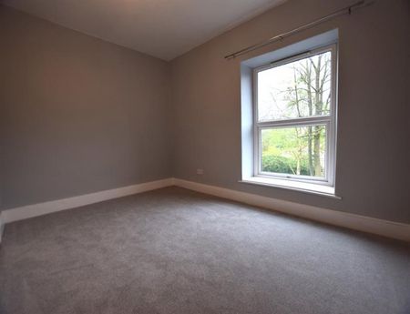 2 Bedroom Terraced To Let - Photo 3