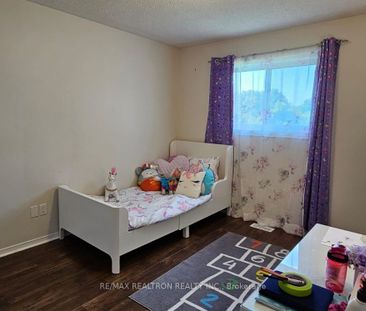 For Lease - 31 Keeble Crescent Unit# Upper, Ajax, Ontario - Photo 2