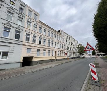 Ihre neue Mietwohnung in der Werftstraße - 4 ZKB, DG, sanierter Altbau - Photo 2