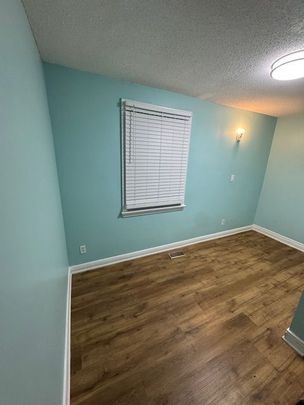 For Lease - 52 Bruce Street Unit# Unit # 2 ( Backside ), Kitchener, Ontario - Photo 1