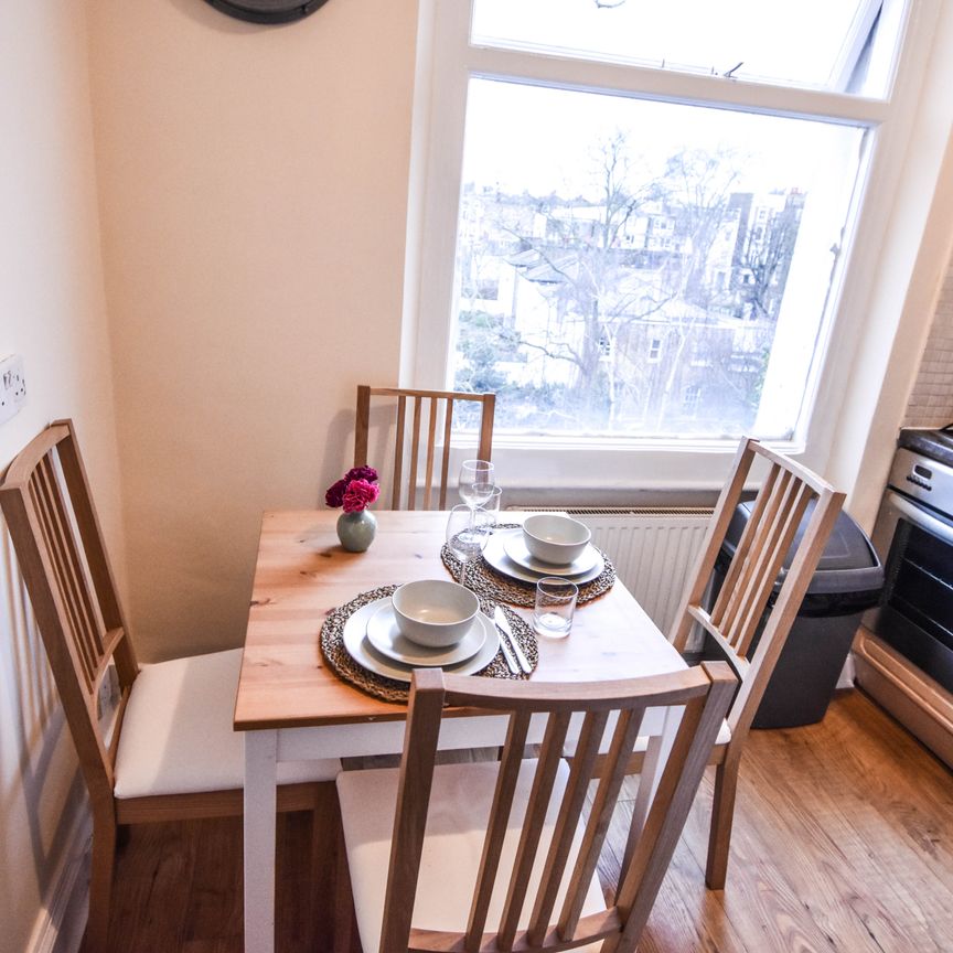 Westbourne Grove Terrace, Bayswater, W2 - Photo 1