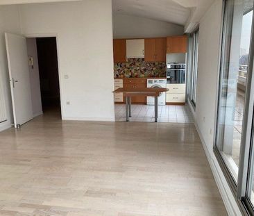 Location Appartement 4 pièces 98m² RENNES 35000 - Photo 1