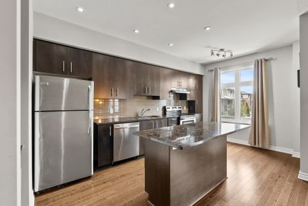 For Lease - 88 Stockholm Private, Blossom Park - Airport and Area, Ontario - Photo 4