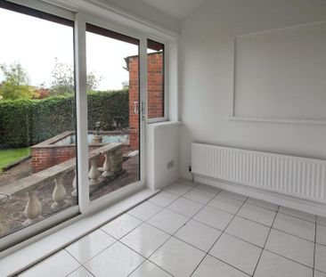 3 bedroom semi-detached house to rent - Photo 6