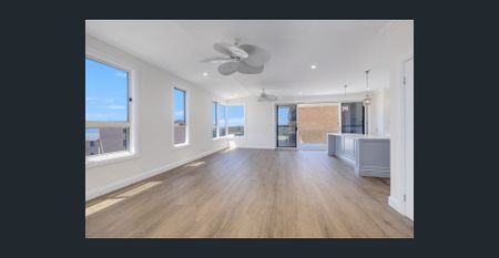 Coastal Residence of Exceptional Quality - Photo 2